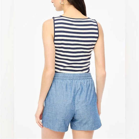 J. Crew Cotton Chambray Drawstring Pull On Shorts Size: L Inseam: 2.5” - Picture 2 of 9